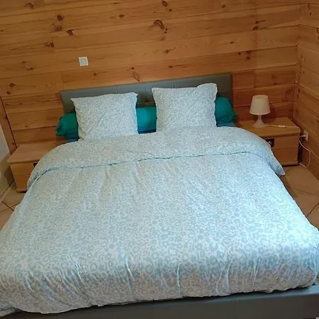 Chalet 2 Chambres En Savoie Pour 1 A 4 Personnes Gerbaix Exterior photo